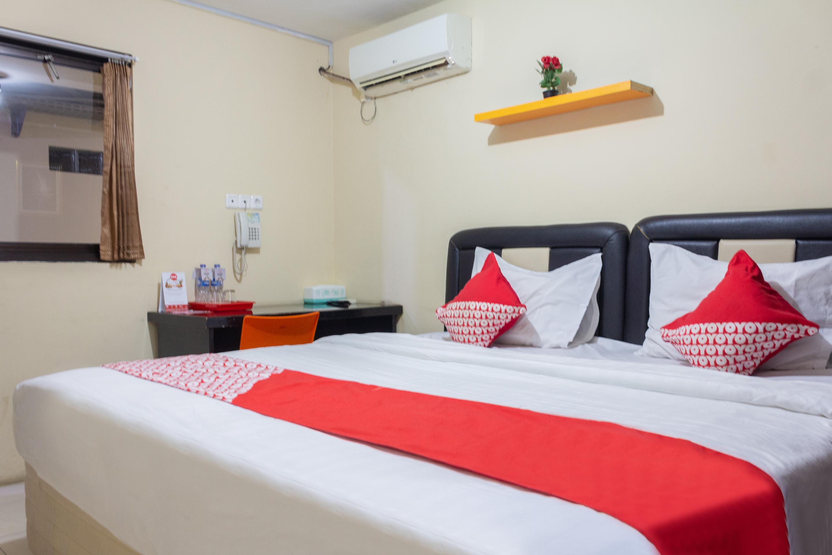 Audah Guesthouse Syariah Redpartner Джакарта Экстерьер фото